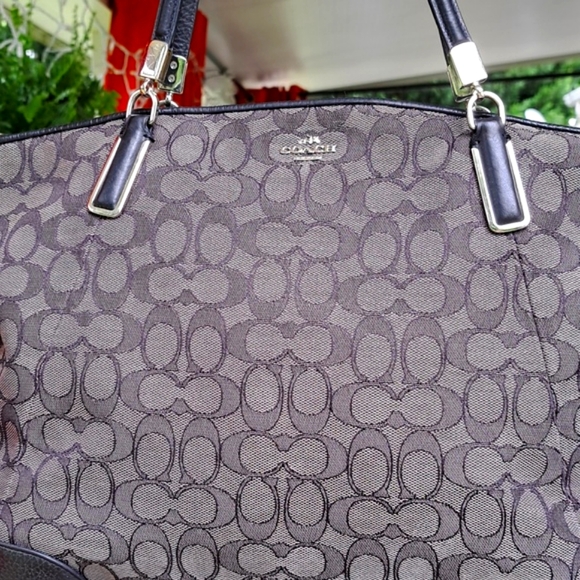 Coach F36220 Kelsey Black Leather Trim w Gray "C" Signature Shoulder - Picture 3 of 12